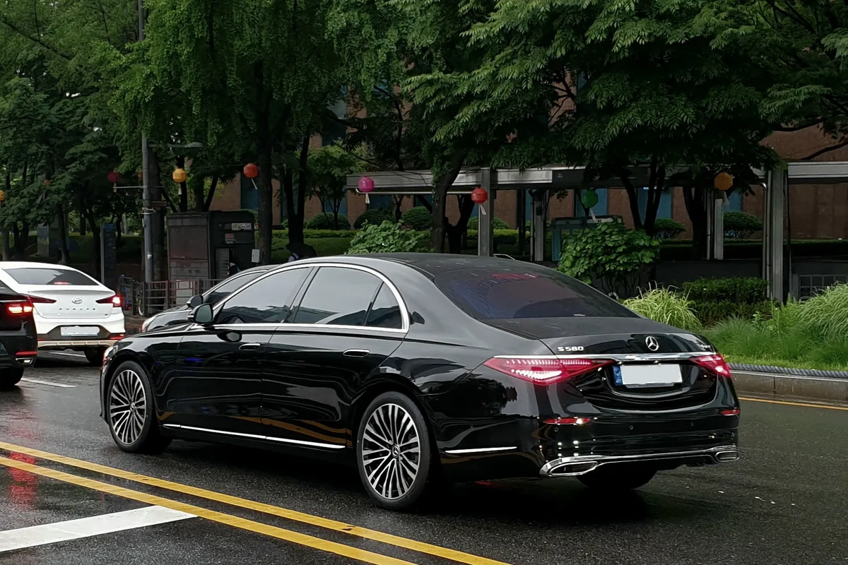 Mercedes S-Klasse